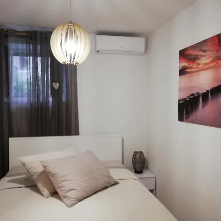 Апартаменты Lenka *