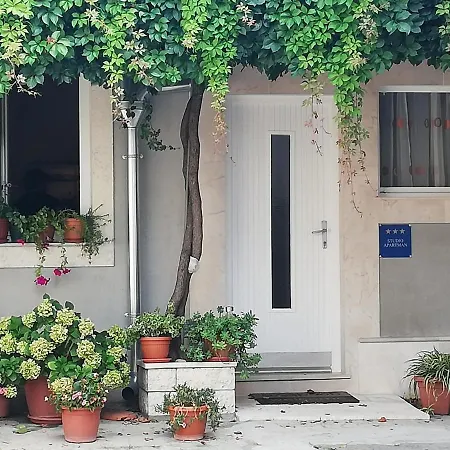 Apartman Lenka *